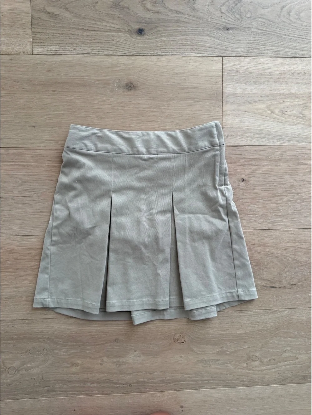 Cat & Jack Girls' Khaki School Uniform Skort Size 8 with Built-in Shorts